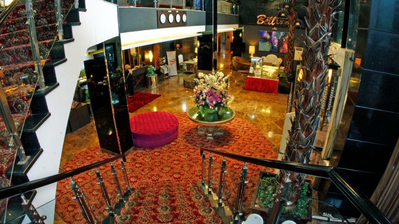 Amaroossa Cosmo Jakarta